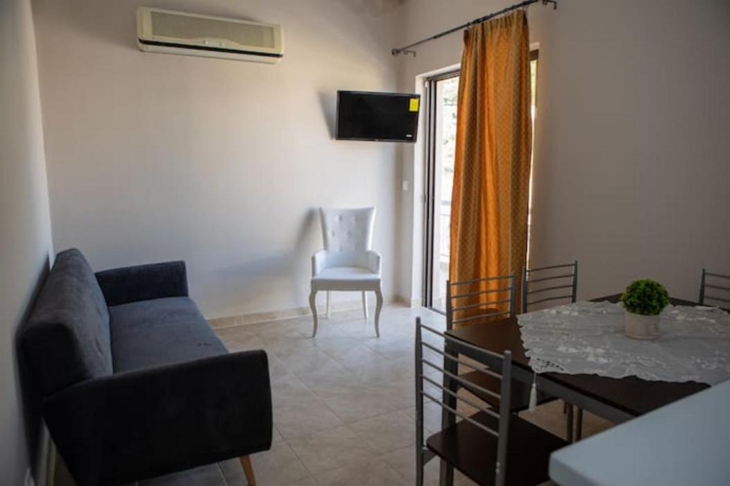 Vasileiou Apartments Kamena Vourla Dış mekan fotoğraf