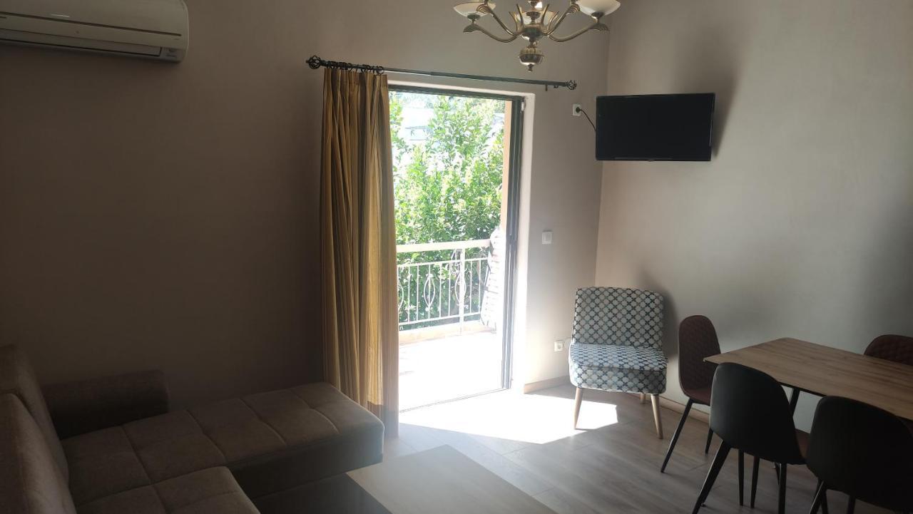 Vasileiou Apartments Kamena Vourla Dış mekan fotoğraf