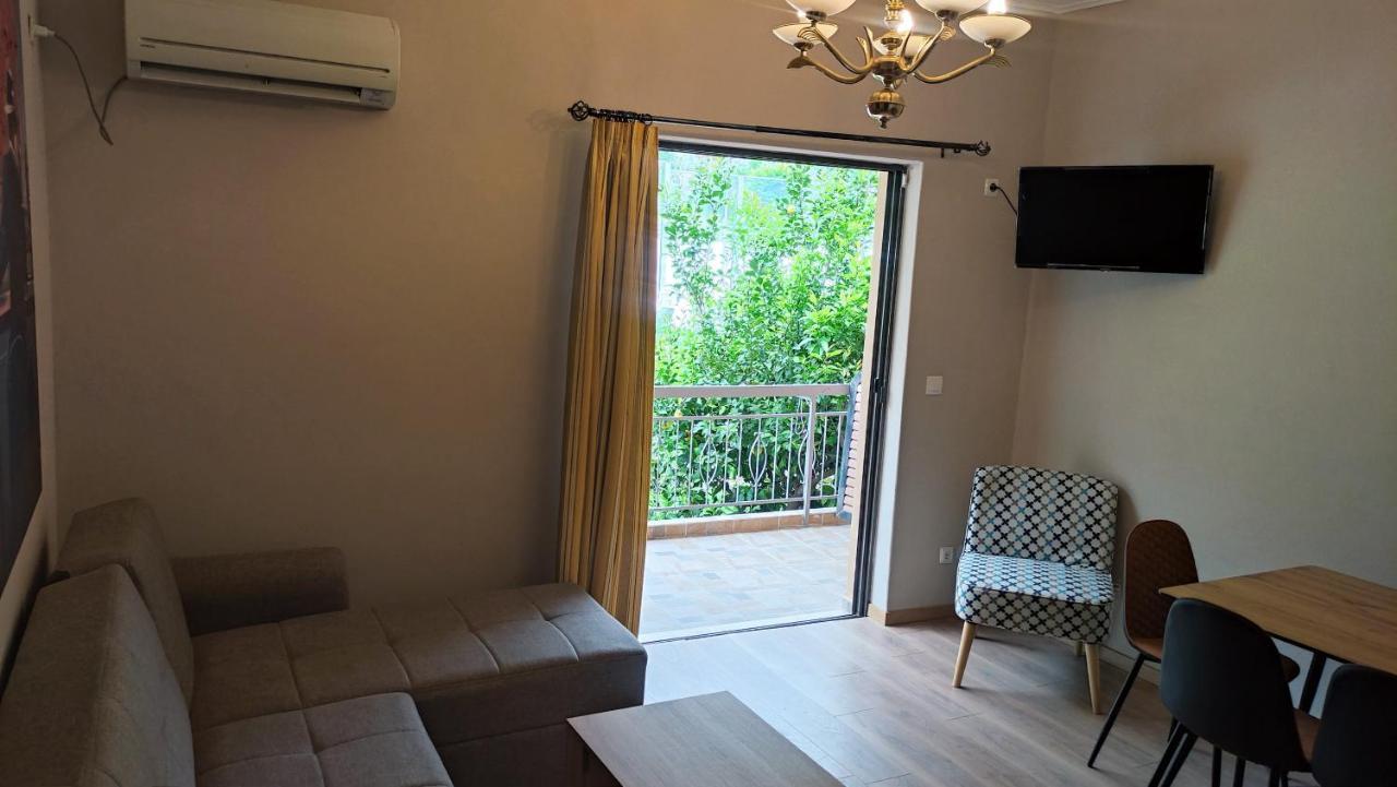 Vasileiou Apartments Kamena Vourla Dış mekan fotoğraf